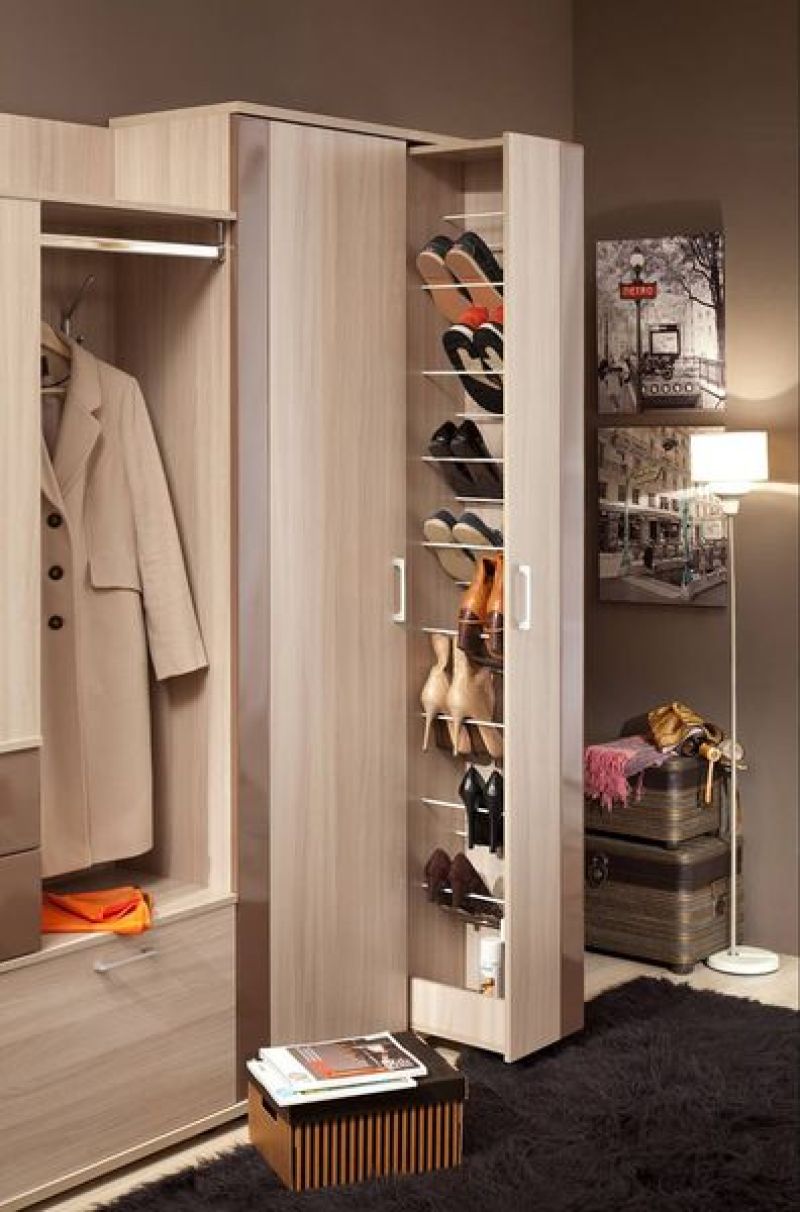 Шкаф в коридор для верхней одежды и обуви